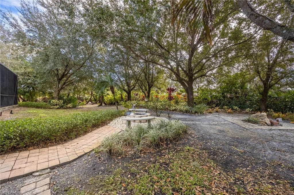 22912 Dayflower LN, ALVA FL 33920-38