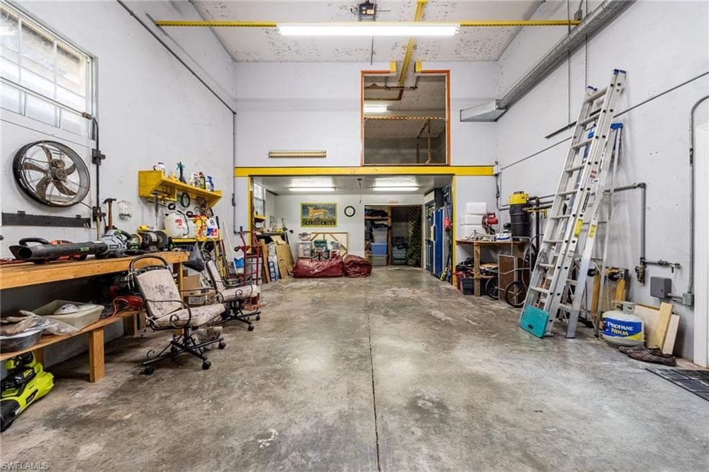 22912 Dayflower LN, ALVA FL 33920-29