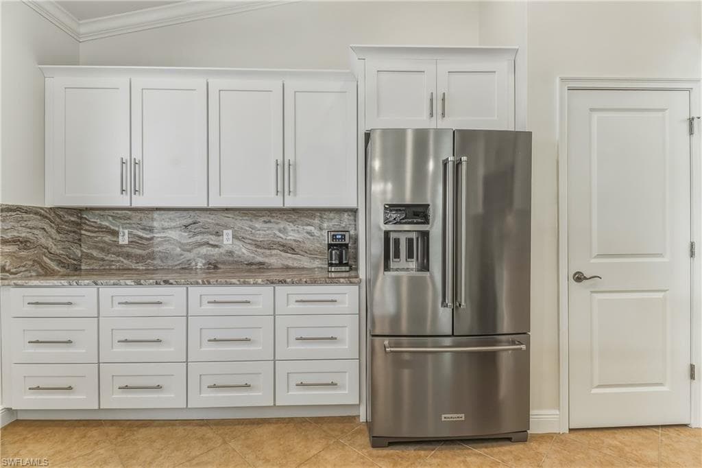 8622 Sumner AVE, FORT MYERS FL 33908-8