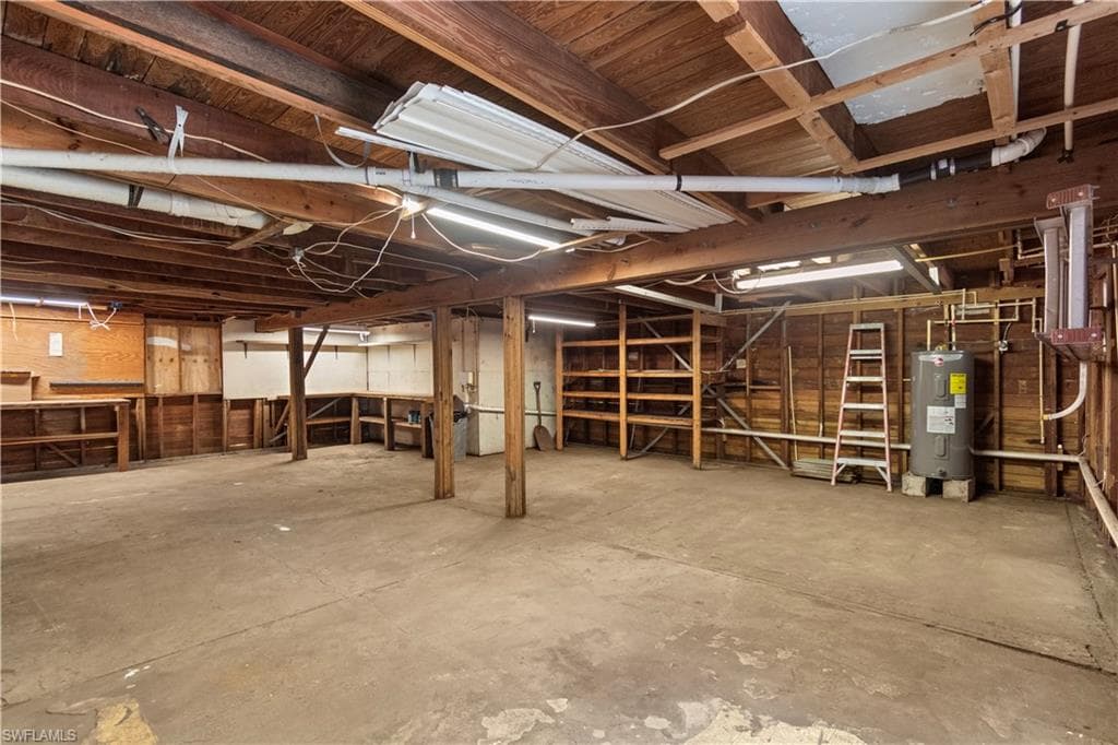 1615 Cranford AVE, FORT MYERS FL 33916-16