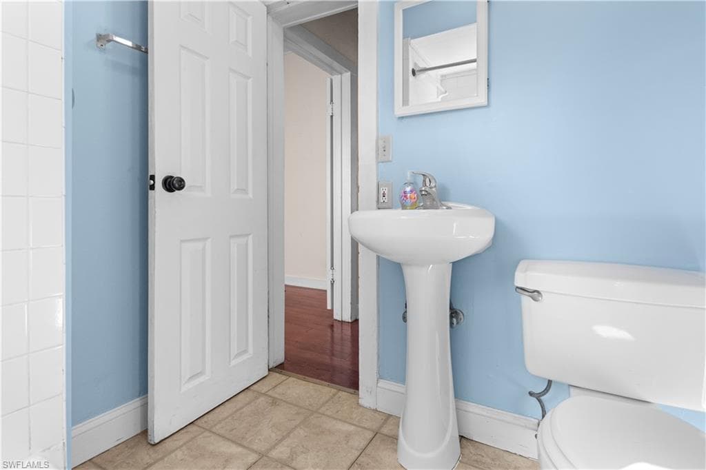 1615 Cranford AVE, FORT MYERS FL 33916-11