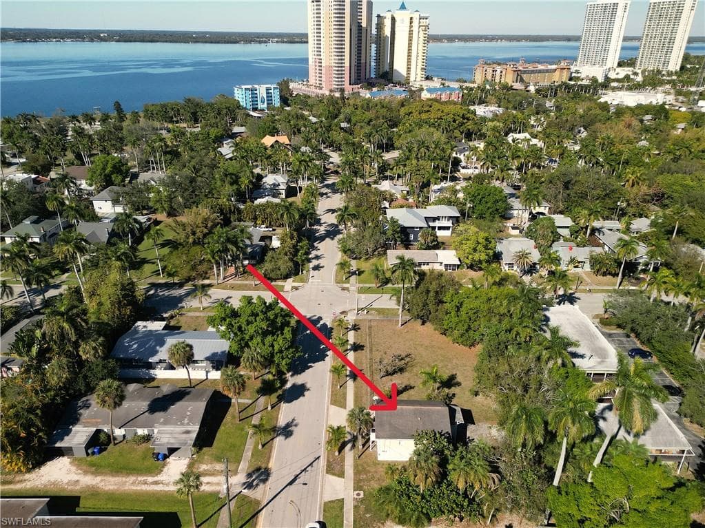 1615 Cranford AVE, FORT MYERS FL 33916-23