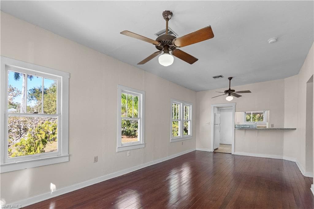 1615 Cranford AVE, FORT MYERS FL 33916-3