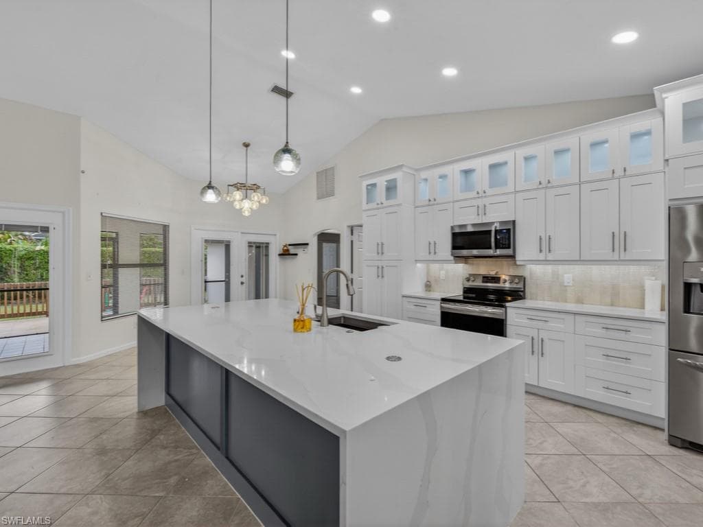 2264 Outrigger LN-1