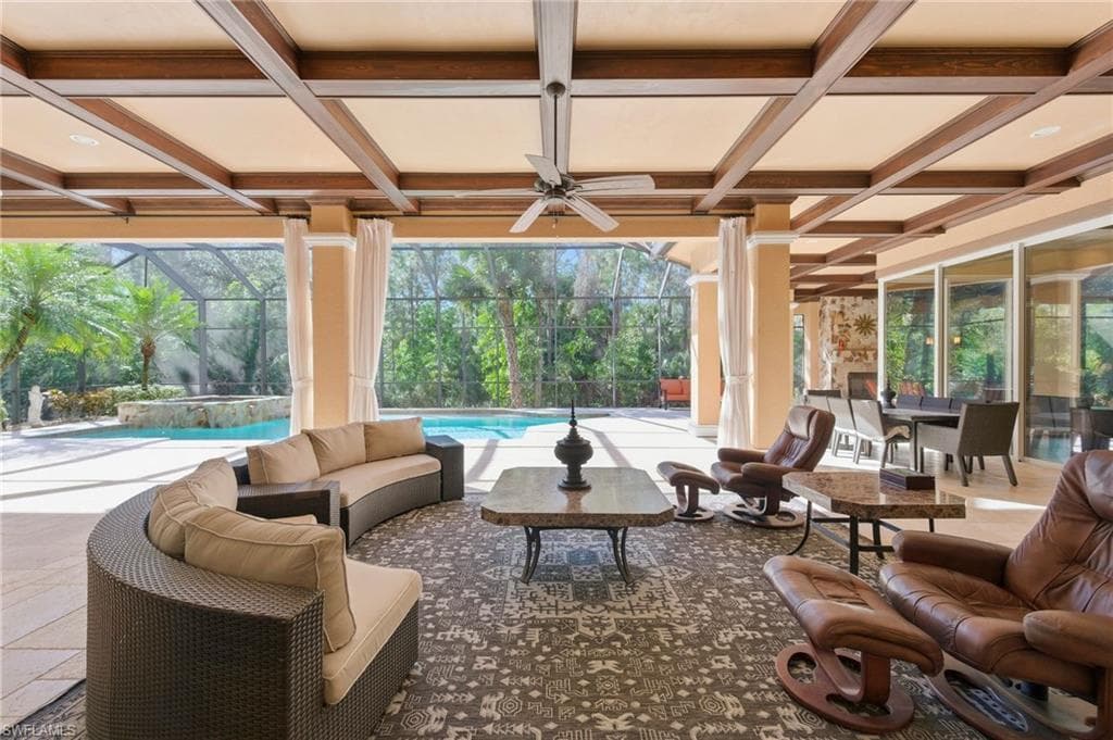 4415 Club Estates DR-33