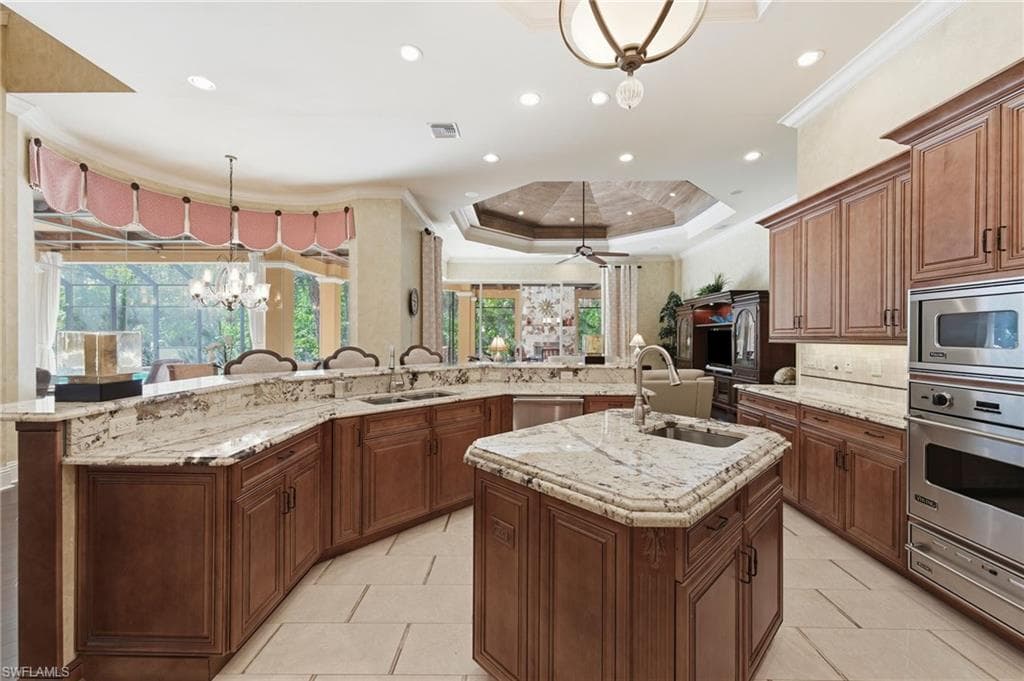 4415 Club Estates DR-10