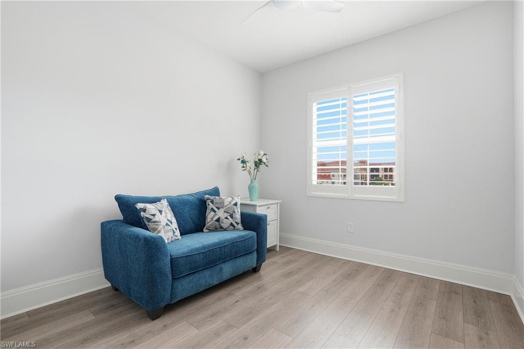 21490 Strada Nuova CIR # 307, ESTERO FL 33928-27