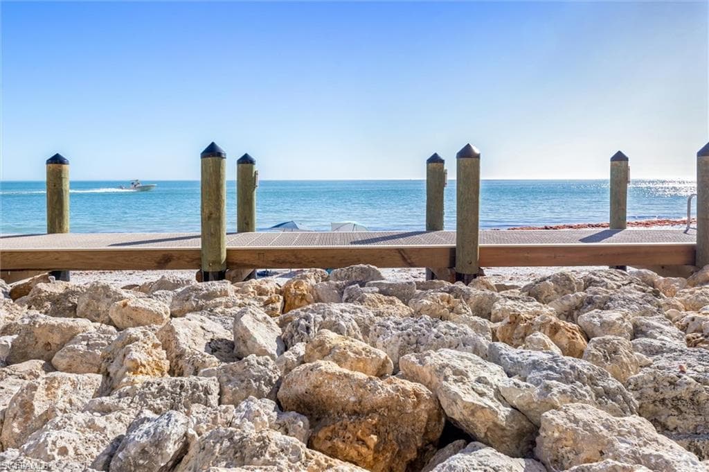 980 Cape Marco DR # 1705, MARCO ISLAND FL 34145-42