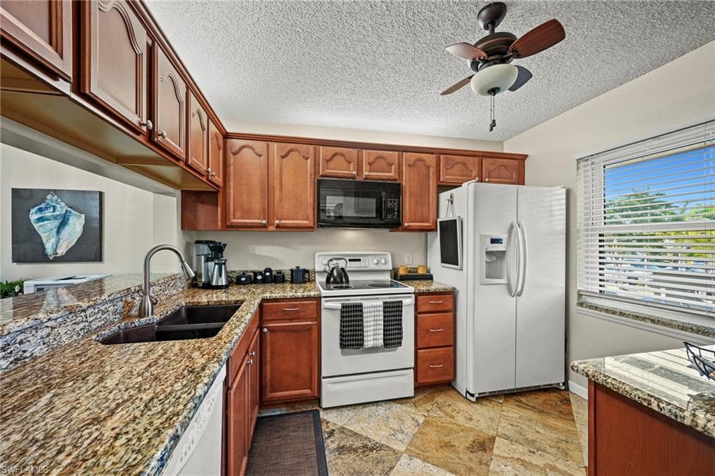 9290 Lake Park DR 201-2
