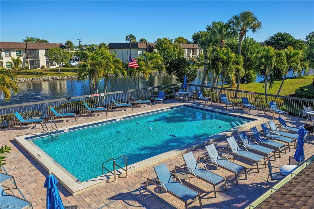 9290 Lake Park DR 201-23