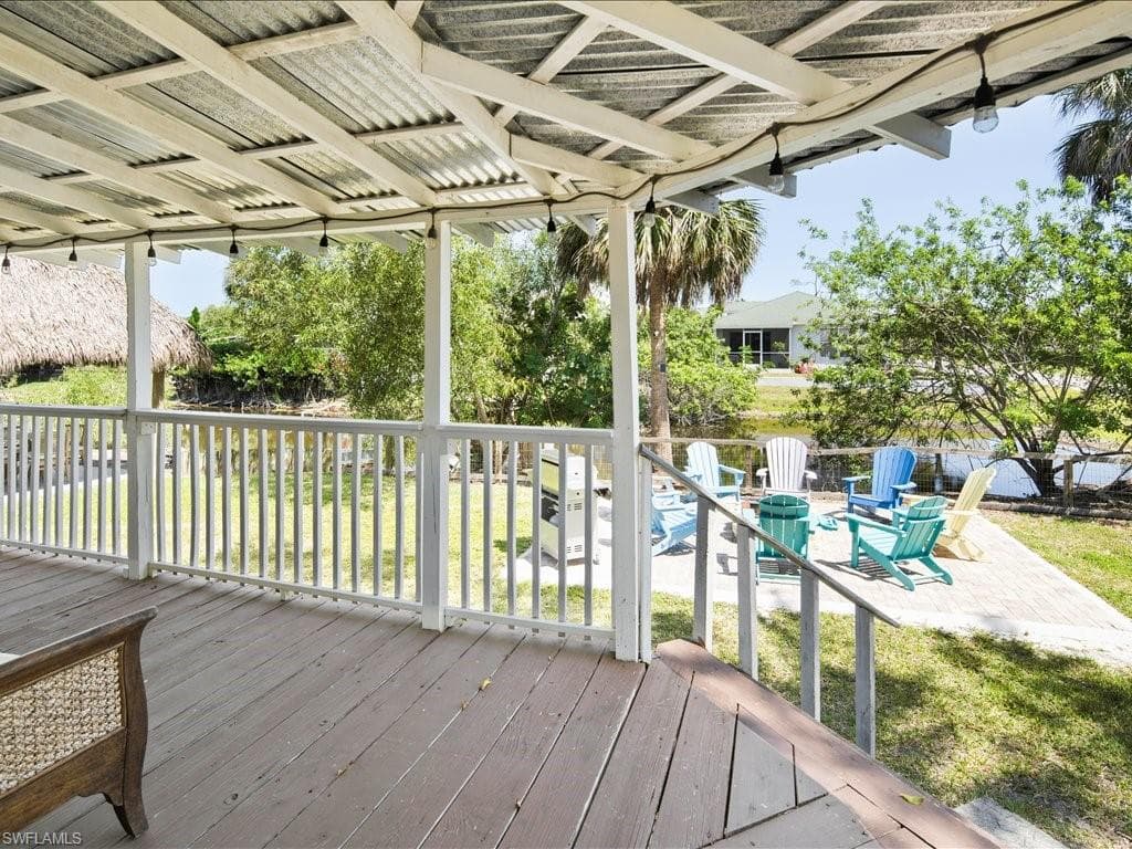 2469 Florida AVE, NAPLES FL 34112-26
