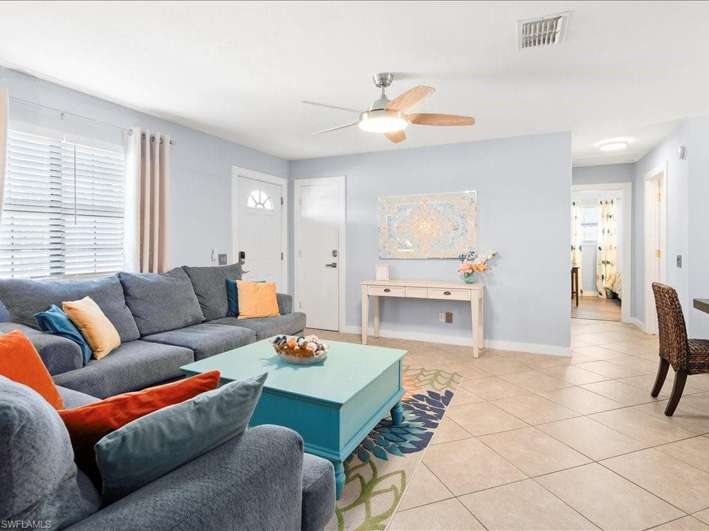 2469 Florida AVE, NAPLES FL 34112-6