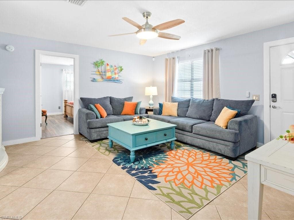 2469 Florida AVE, NAPLES FL 34112-8