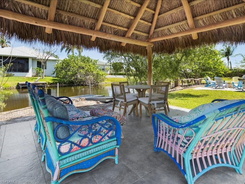 2469 Florida AVE, NAPLES FL 34112-29