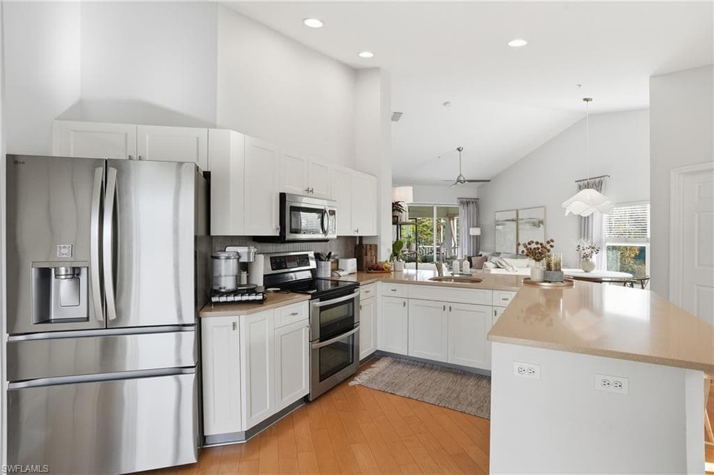 5435 Worthington LN # 204, NAPLES FL 34110-16