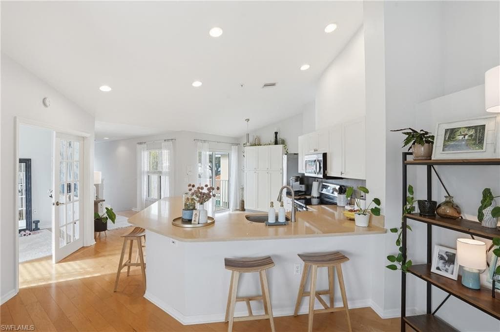 5435 Worthington LN # 204, NAPLES FL 34110-13