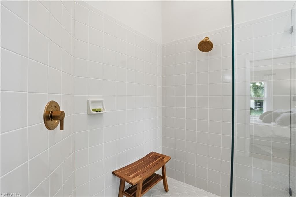 5435 Worthington LN # 204, NAPLES FL 34110-30