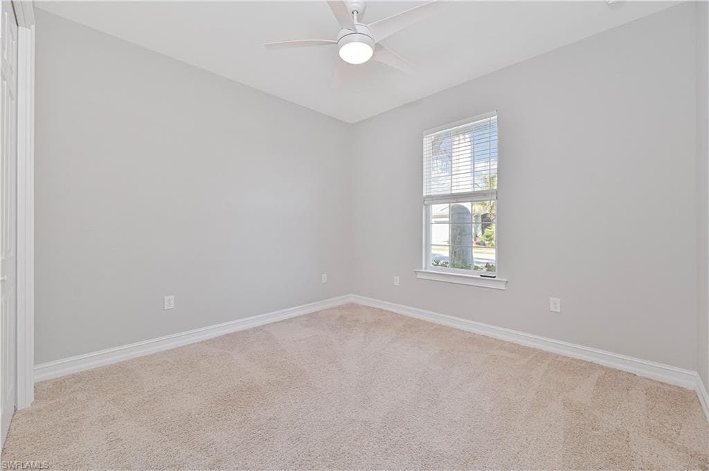 3132 Royal Gardens AVE, FORT MYERS FL 33916-26