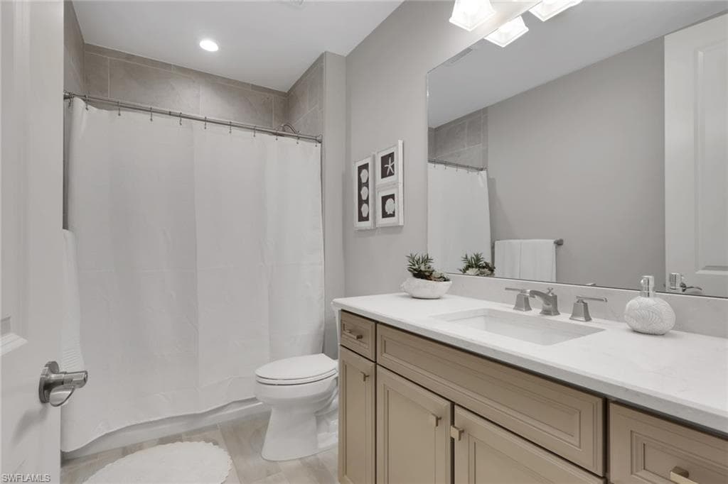 2647 Seychelles CIR # 2202, OTHER FL 34112-18