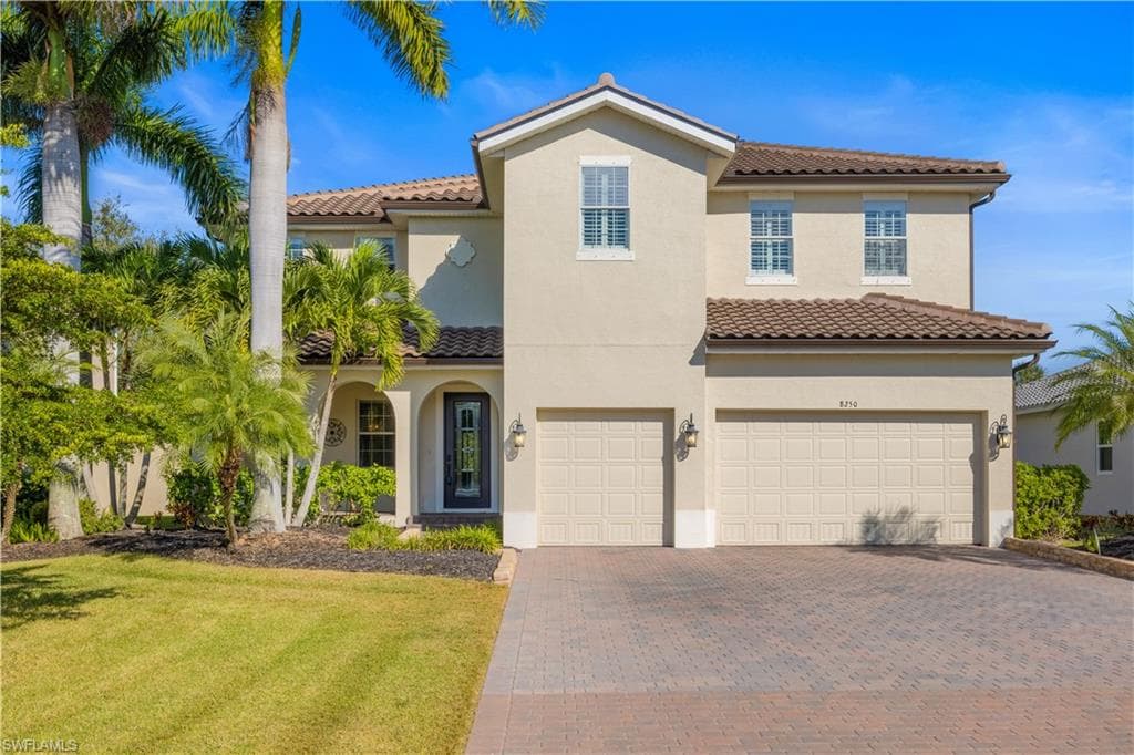 8250 Sumner AVE, FORT MYERS FL 33908-1