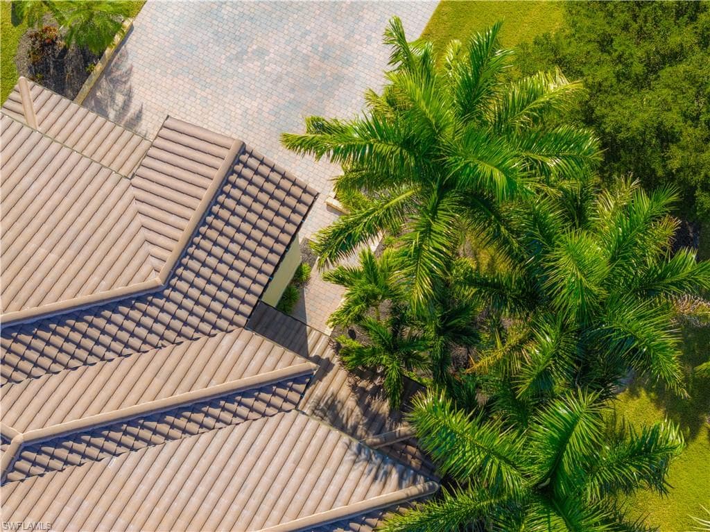 8250 Sumner AVE, FORT MYERS FL 33908-42