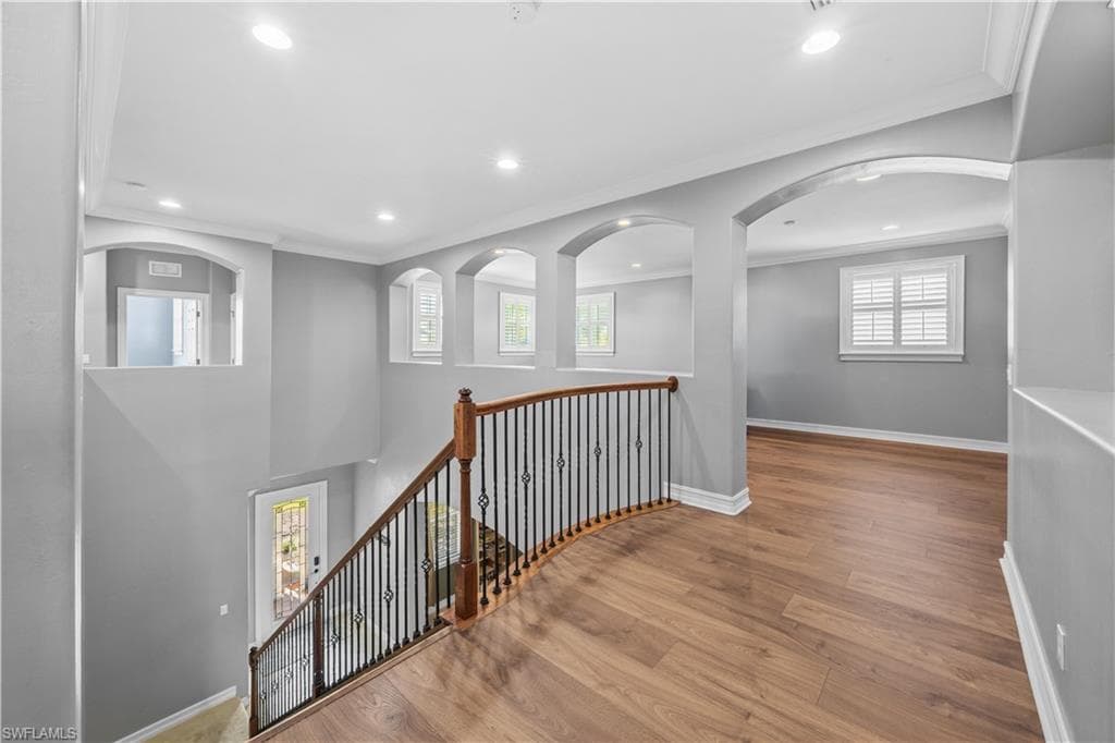 8250 Sumner AVE, FORT MYERS FL 33908-21