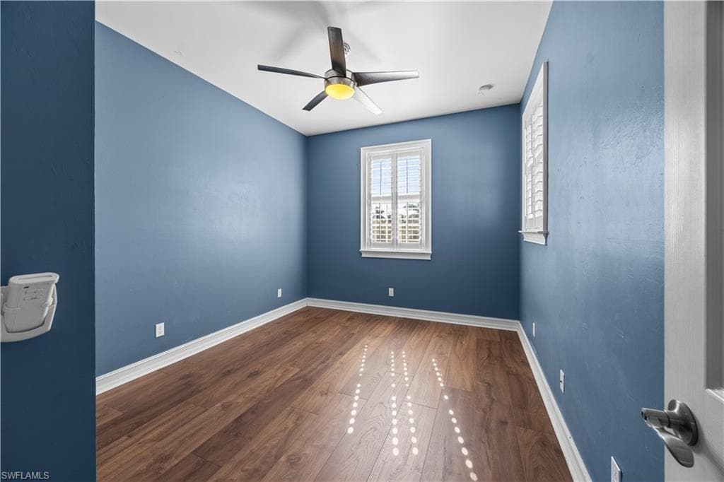 8250 Sumner AVE, FORT MYERS FL 33908-35