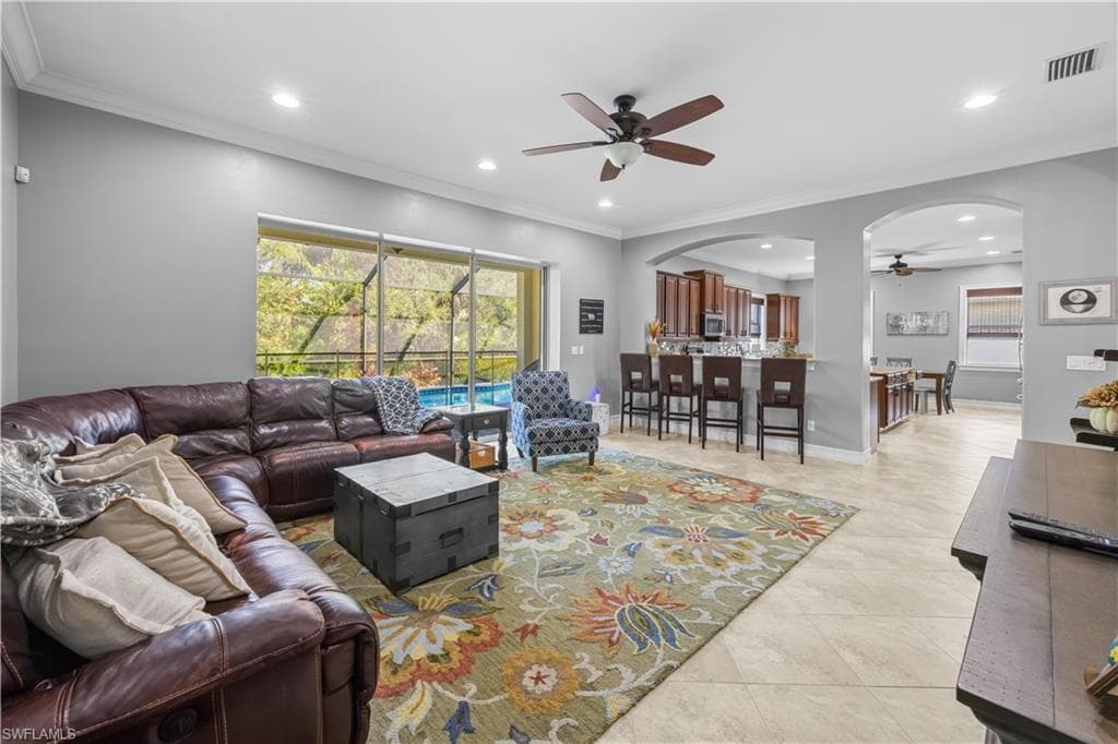 8250 Sumner AVE, FORT MYERS FL 33908-9