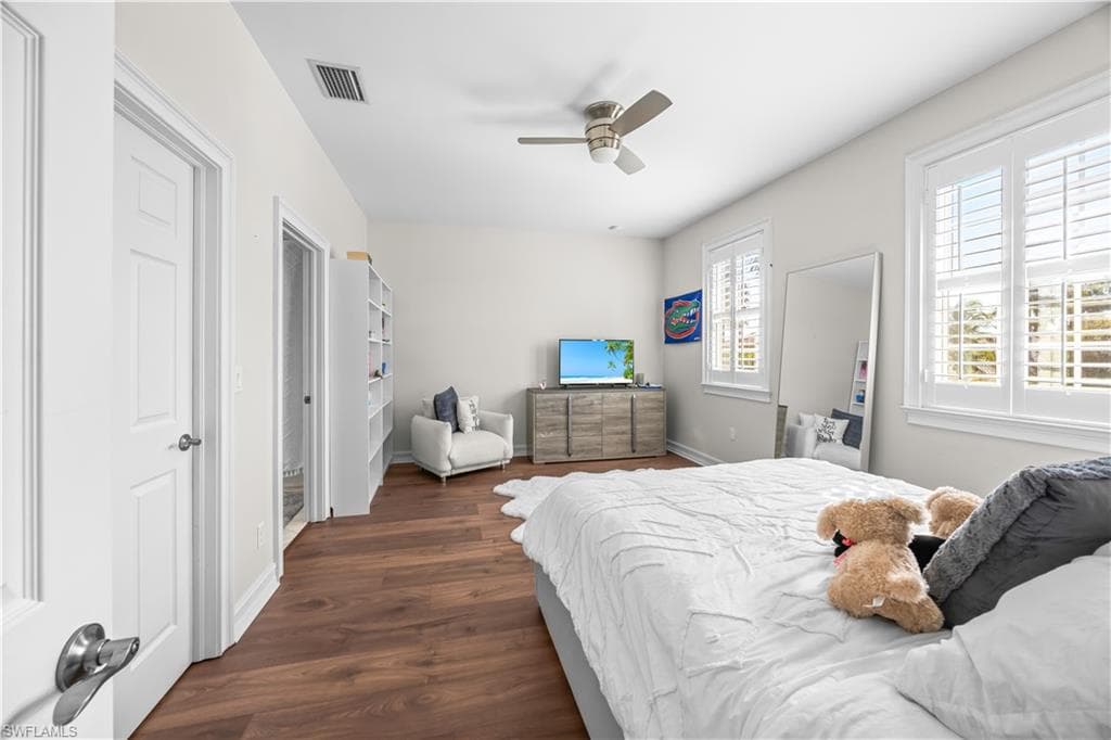 8250 Sumner AVE, FORT MYERS FL 33908-32