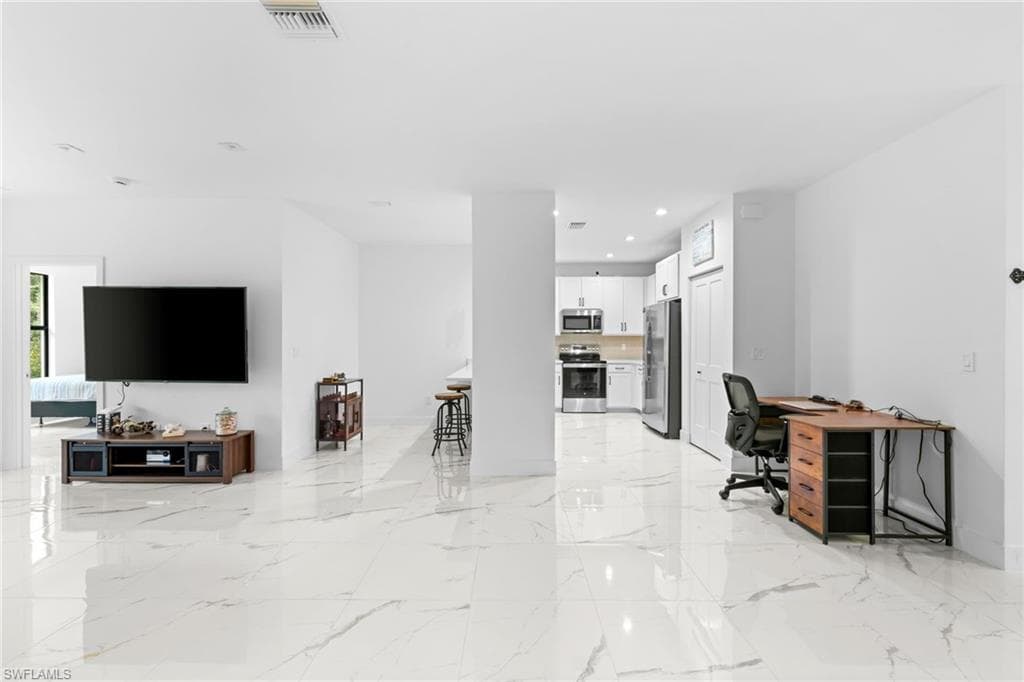 13016 Georges Cay PL-5