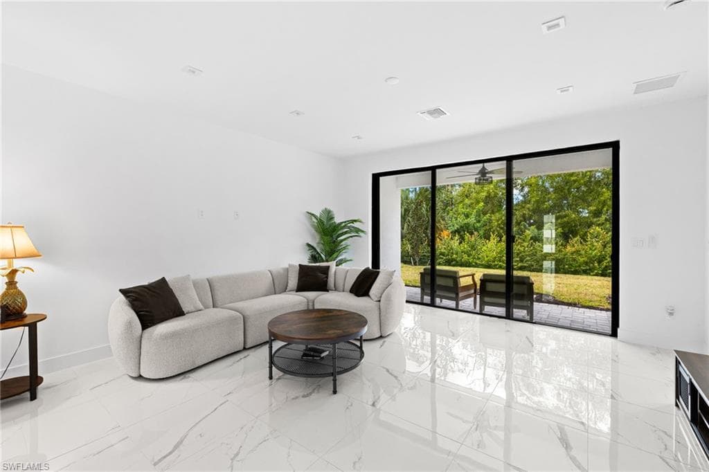 13016 Georges Cay PL-16