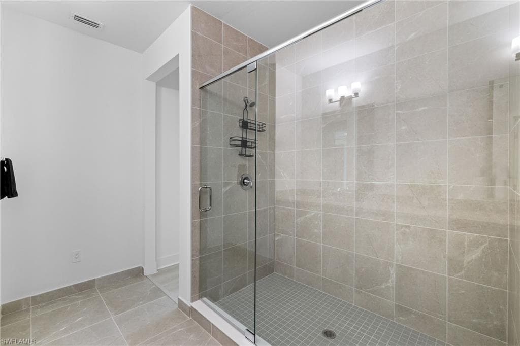 13016 Georges Cay PL-25