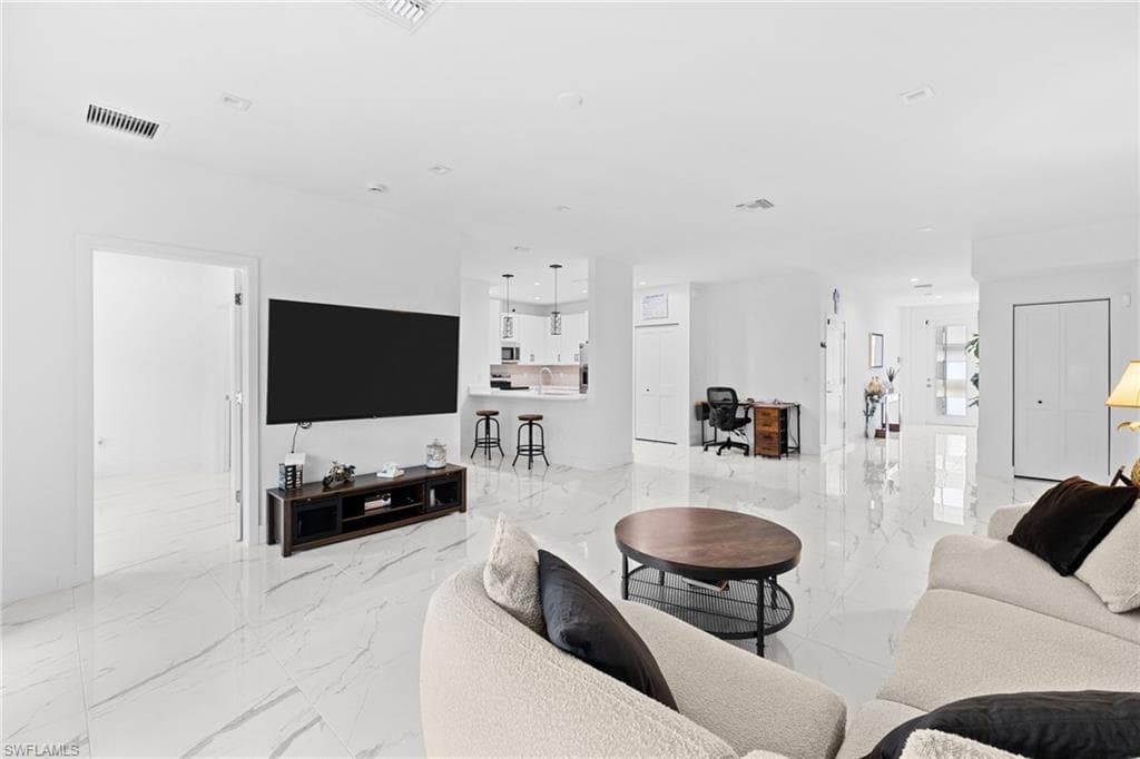 13016 Georges Cay PL-6