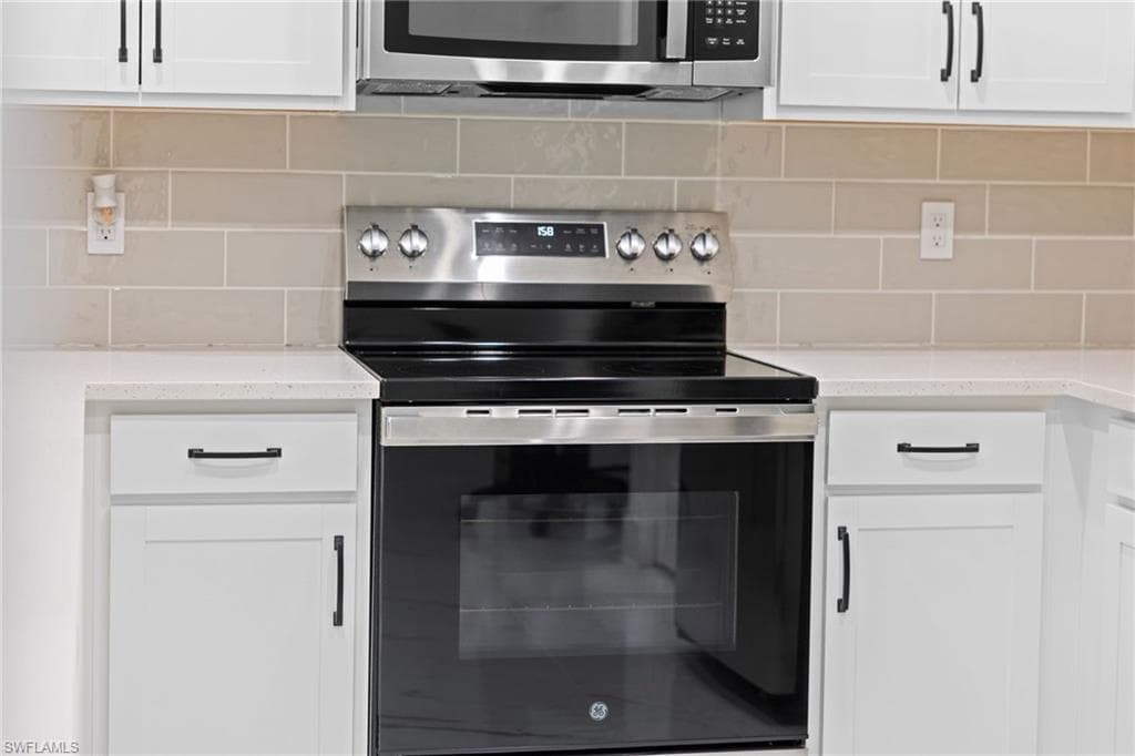 13016 Georges Cay PL-37