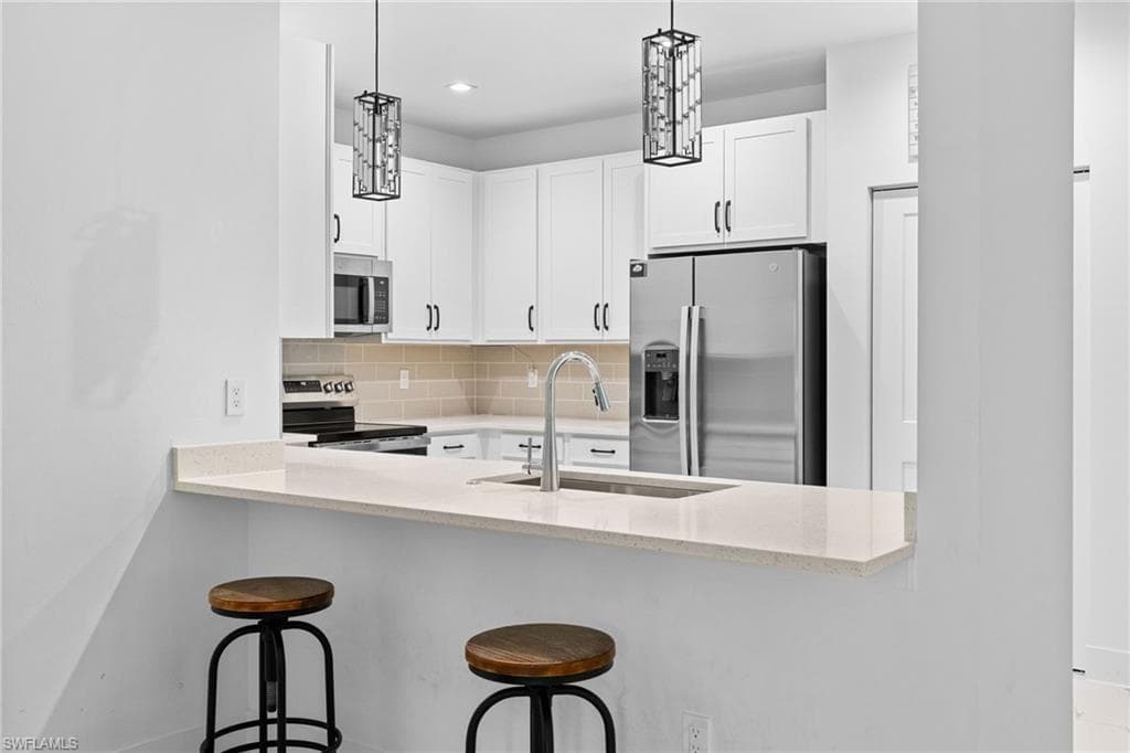 13016 Georges Cay PL-14