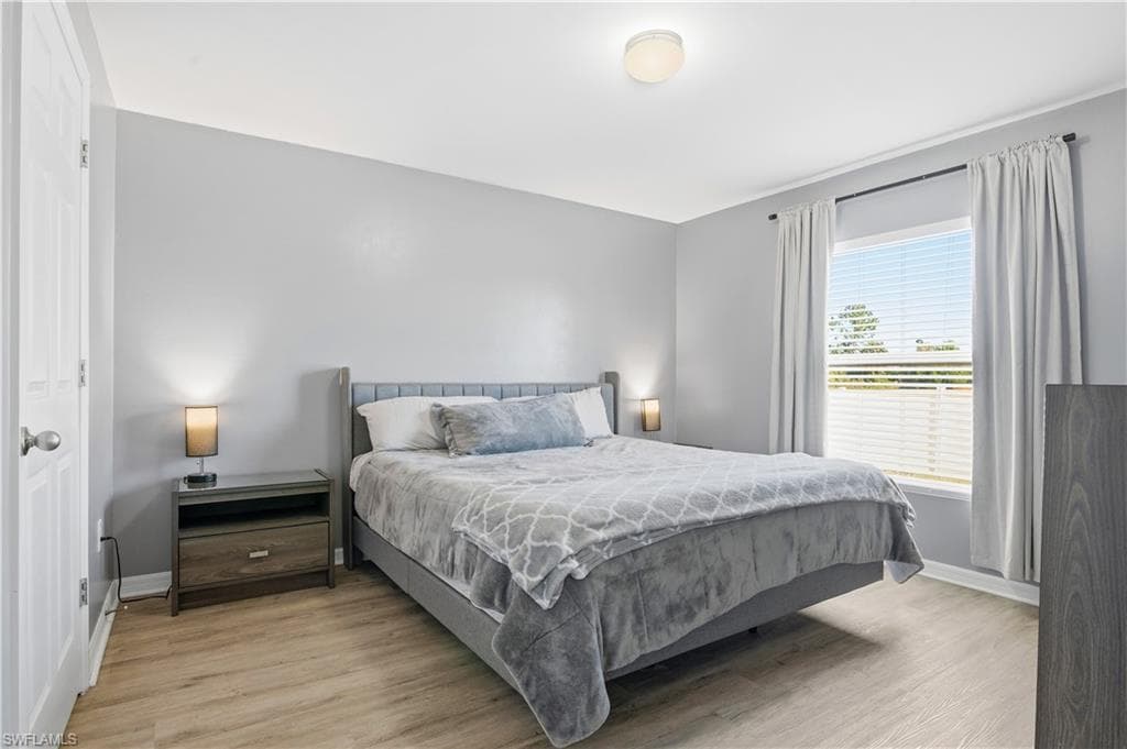 3919 NE 17th AVE, CAPE CORAL FL 33909-13