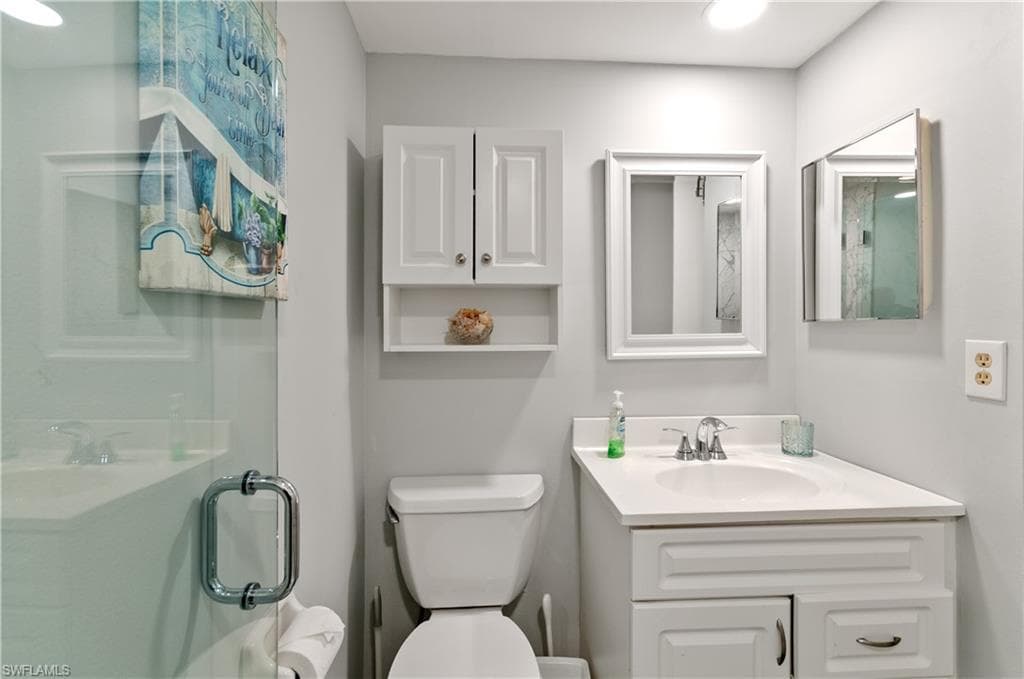 13 High Point CIR N 203-16