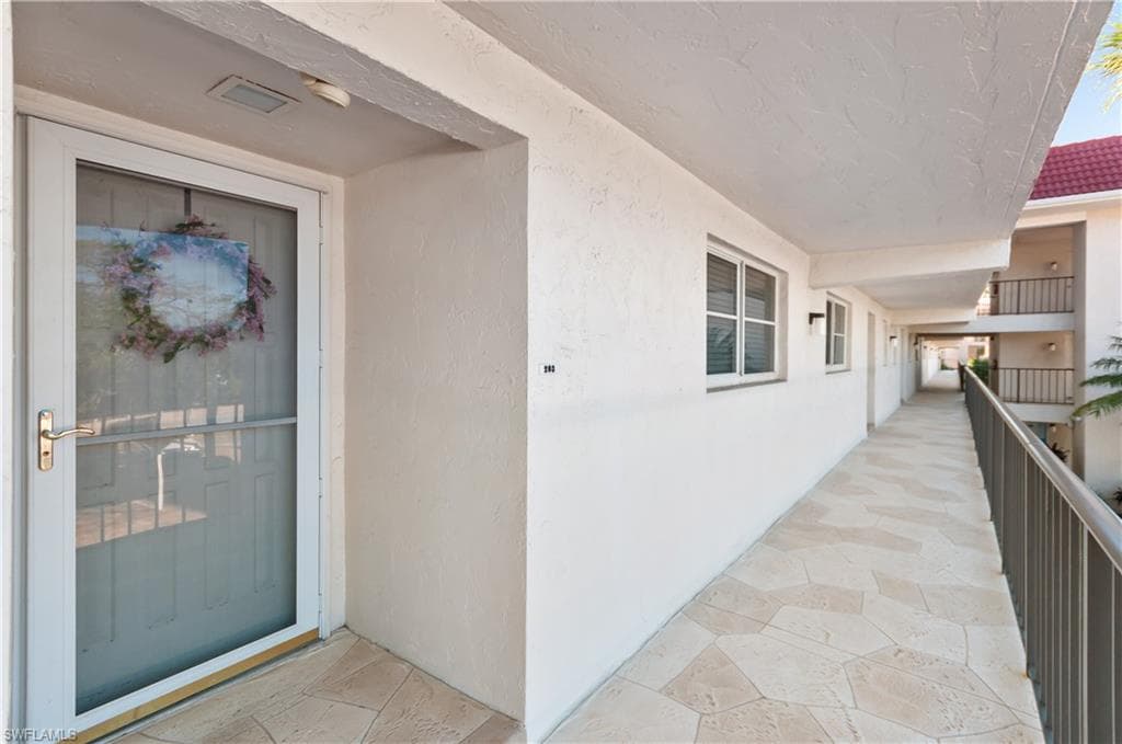 13 High Point CIR N 203-33