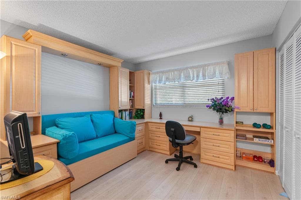 13 High Point CIR N 203-14