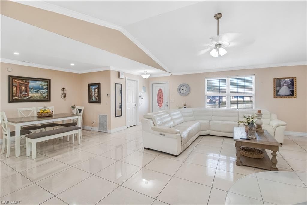 15 Maryland RD, LEHIGH ACRES FL 33936-13