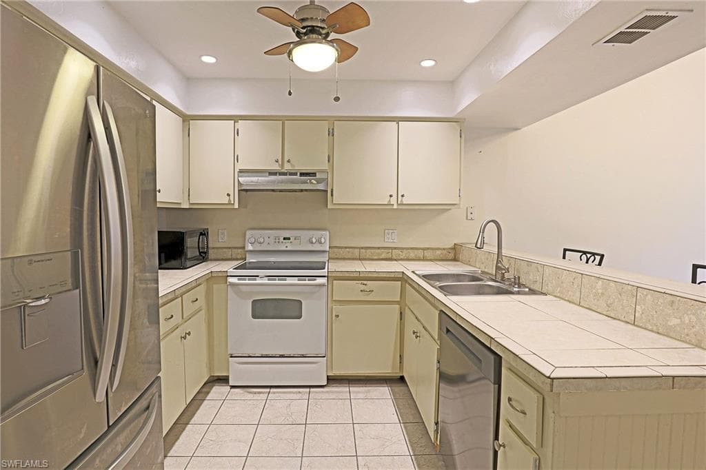 12961 Sandpoint CT, FORT MYERS FL 33919-15