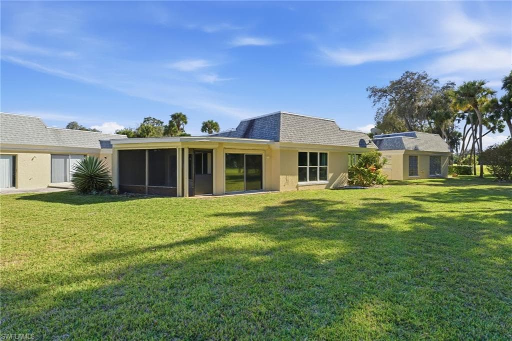 4 E Greens CIR, LEHIGH ACRES FL 33936-19