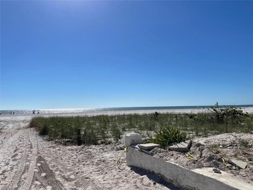 2370 Estero BLVD, FORT MYERS BEACH FL 33931-11