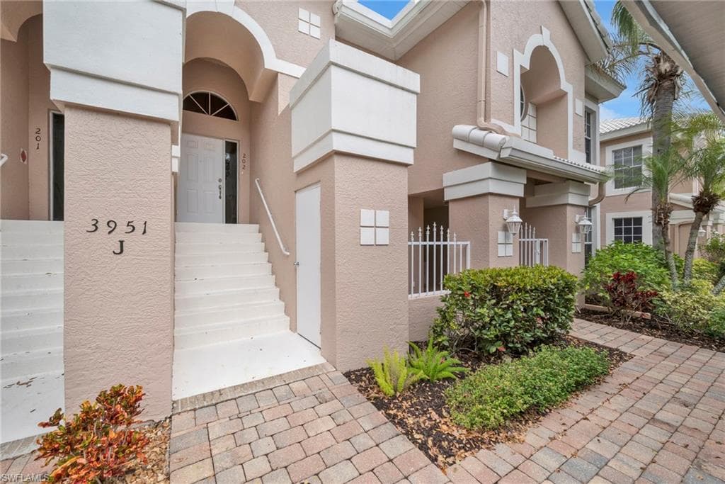 3951 Windward Passage CIR # 202, BONITA SPRINGS FL 34134-14