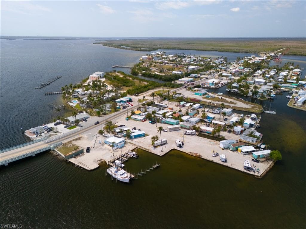 5500 Stringfellow RD, OTHER FL 33956-16