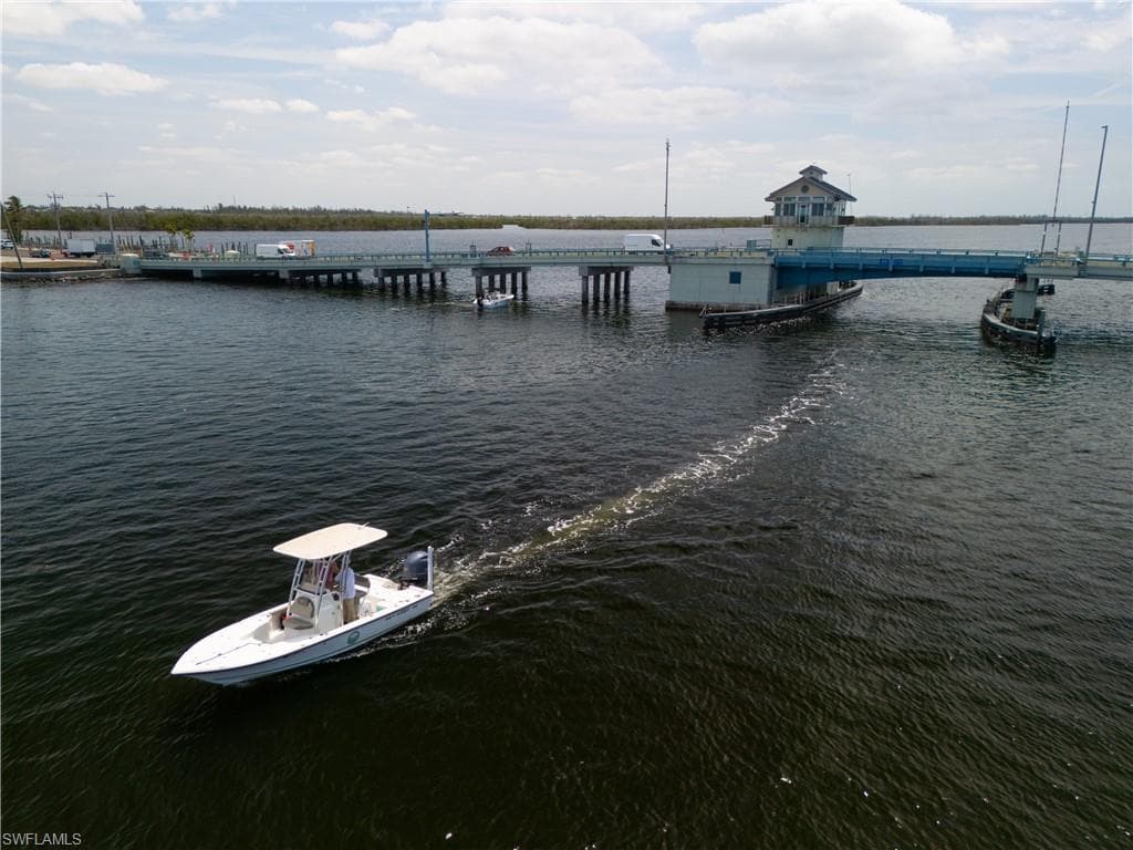 5500 Stringfellow RD, OTHER FL 33956-19