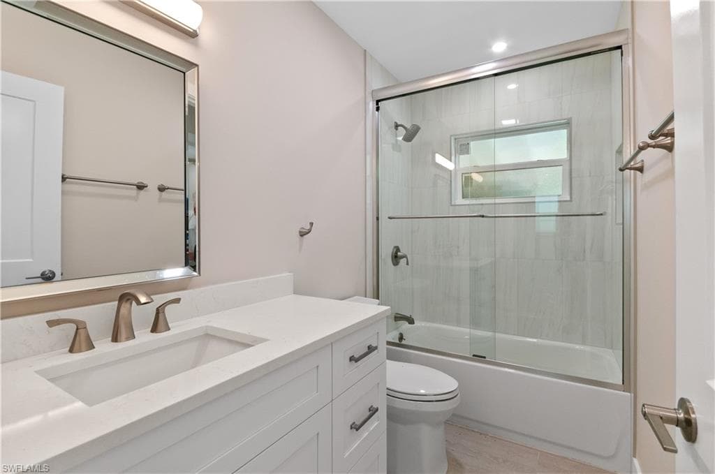 2685 Van Buren AVE-12