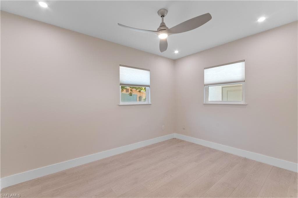 2685 Van Buren AVE-11
