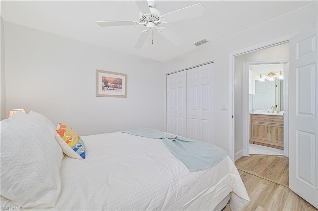 9201 Marigold CT, FORT MYERS FL 33919-23