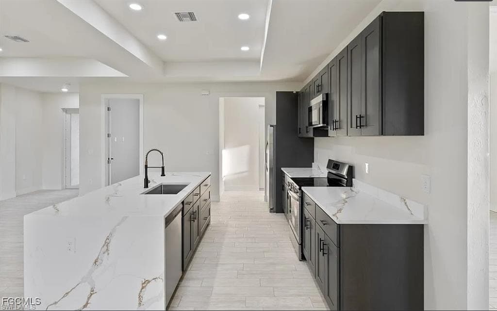 2719 42nd ST W, LEHIGH ACRES FL 33971-2